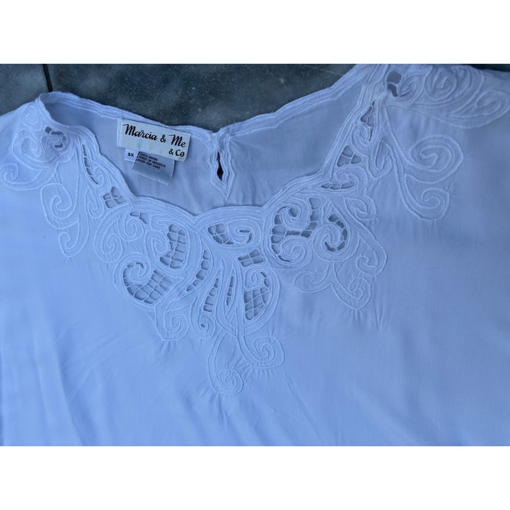Vintage Marcia & Me Flowy Embroidered Lace Cut Out Neckline Blouse Dolman Top 2X